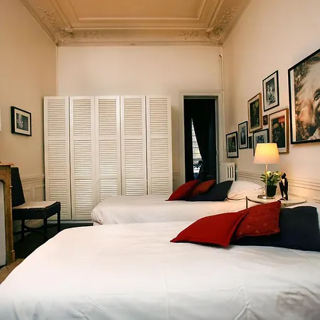 Large 2 Bedrooms Latin Quarter Lägenhet *