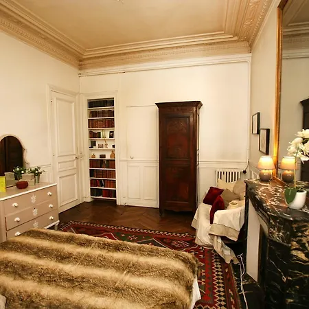 Lägenhet Large 2 Bedrooms Latin Quarter